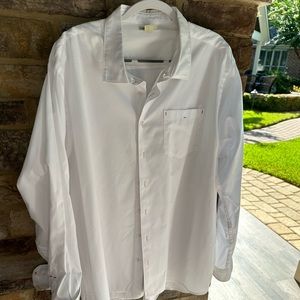 Men’s XXL Carbon2Cobalt white button up one pocket shirt.  Perfect condition